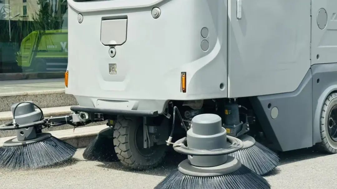耀邦環(huán)境無人清掃車 耀邦環(huán)境無人清掃車
